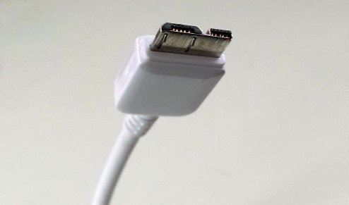 Mobilgeräte: Neuer Steckertyp für Micro-USB 3.0