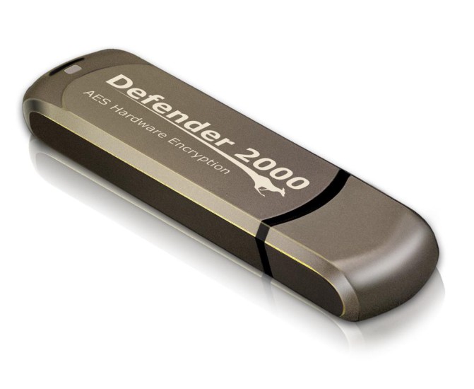 Kanguru Defender: Dieser USB-Stick ist sicher vor BadUSB-Attacken, da sich seine Firmware nicht unautorisiert ändern lässt.