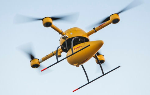 DHL startet ein Pilotprojekt auf Juist: Der Paketdienst bringt Medikamente per Drohne zur Nordseeinsel Juist. Bis zur regulären Zustellung von Paketen aus der Luft dauert es jedoch noch.