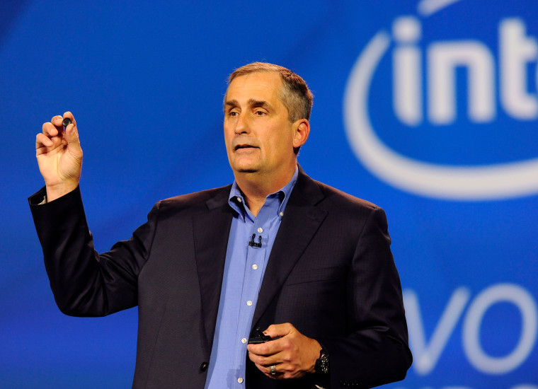 Intel CEO Brian Krzanich mit Intel Curie