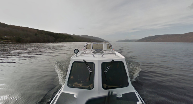 Google-Boot Loch Ness