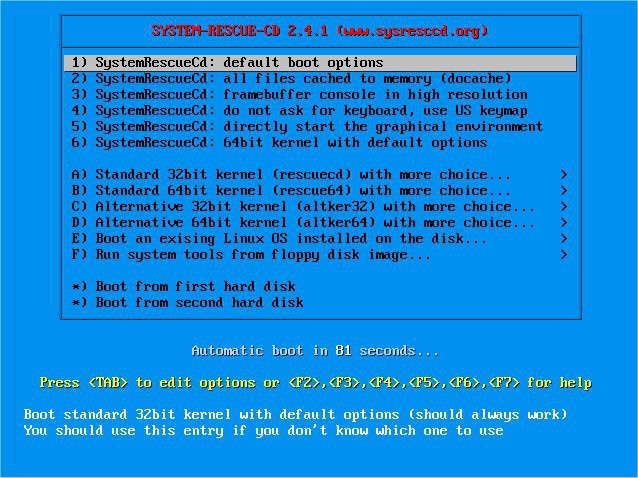 System Rescue CD 2.2.0: Die Rettungs-CD mit grafischer Oberfläche bootet auch vom USB-Stick (Bild 1).