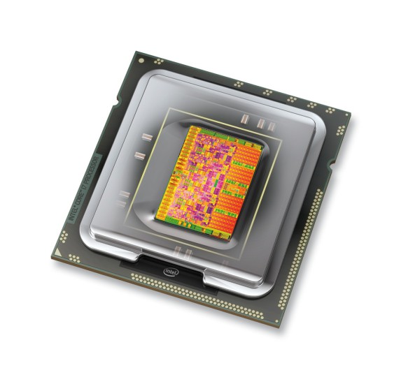 Quad-Core-CPU: In dieser Fotomontage sind die vier Prozessorkerne violett eingefärbt (Bild 4).