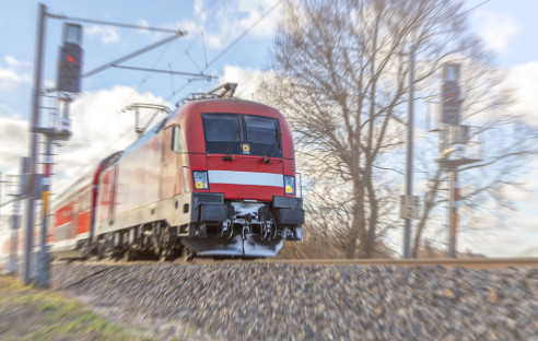 Bahn Regio-Zug