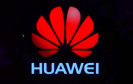 Huawei-Logo auf schwarzem Hintergrund