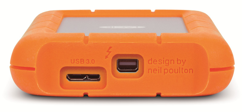 Externe Festplatte: Diese sehr stabile Festplatte hat einen Anschluss für USB 3.0 (links) und einen für Thunderbolt (rechts).