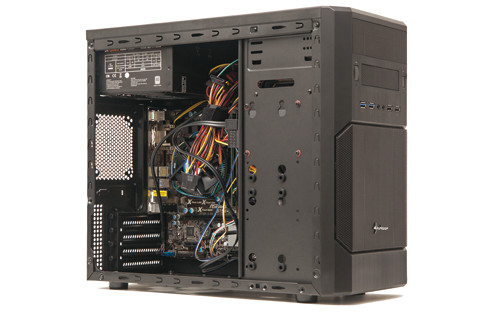 Für weniger als 300 Euro lässt sich aus hochwertigen Komponenten ein flüsterleiser PC erstellen, der eine SSD mit 120 GByte Speicherplatz und 8 GByte RAM enthält.