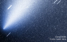 Heute fliegt der Komet ISON an der Sonne vorbei. Wenn der schmutzige Schneeball den Vorbeiflug übersteht, dann wird der Schweifstern im Dezember mit dem bloßen Auge zu sehen sein.