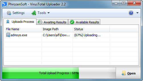 Phrozensoft Virustotal Uploader: Ziehen Sie eine Datei mit der Maus in das Fenster, um sie bei Virustotal hochzuladen.