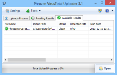 Nach dem Upload einer Datei zeigt der Phrozensoft Virustotal Uploader die verfügbaren Scan-Ergebnisse im Reiter „Available Results“. 
