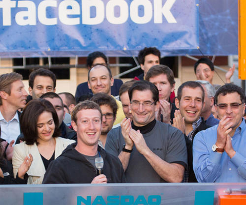 Wie das Unternehmen Facebook hat sich auch dessen Mitgründer Mark Zuckerberg im Laufe der Jahre entwickelt. 