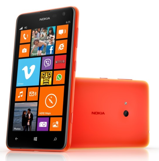 Im Inneren des Nokia Lumia 625 werkelt ein Dual-Core-Prozessor, dem 512 MByte Arbeitsspeicher zur Seite stehen.