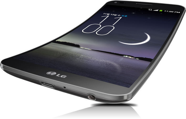 Im Inneren des LG G Flex werkelt ein Qualcomm Snapdragon 800 Prozessor mit 2.3 GHz und 2 GByte Arbeitsspeicher. Vom 32 GByte großen Telefonspeicher sind circa 24 GByte frei nutzbar.