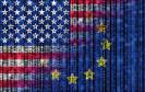 Digitale Flagge von America und Europa