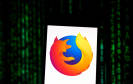 Firefox mit Code im Hintergrund