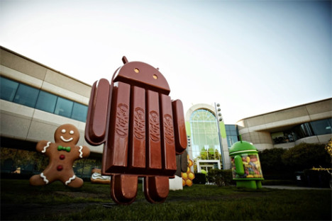 Der südkoreanische Elektronikkonzern Samsung hat bekannt gegeben, welche seiner Smartphones und Tablets ein Update auf die aktuelle Android-Version 4.4 alias KitKat erhalten werden.