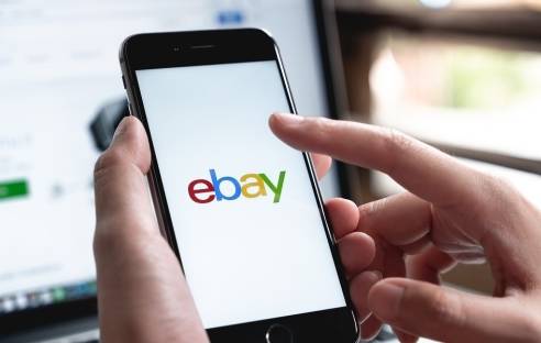 eBay App auf Smartphone