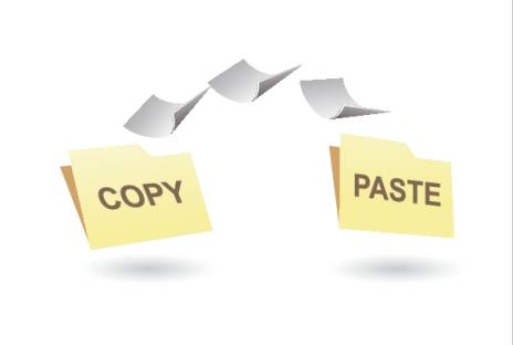 Symbolbild Papierblätter flattern von einem Ordner namens Copy zu einem zweiten namens Paste