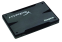 Platz 9: Kingston HyperX 3K - Kingstons SSD zählt ebenfalls zu den günstigeren Modellen im Vergleich und erfreut Nutzer mit fünf Jahren Garantie. Die SSD liefert gute Lesewerte, schneidet beim Schreiben jedoch nur noch akzeptabel ab.