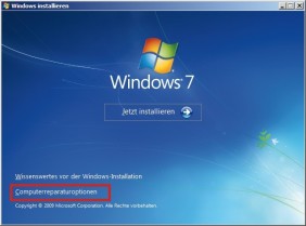 Kommandozeilen-Trick, Schritt 1: Sie starten den Rechner von der Windows-DVD aus und wählen dann die „Computerreparaturoptionen“ (Bild 2).