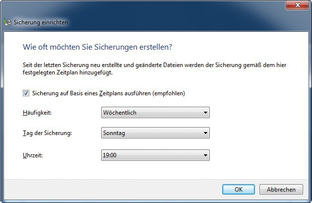 Backup automatisieren: Legen Sie hier fest, in welchen Intervallen Windows Ihr komplettes System sichern soll (Bild 3).