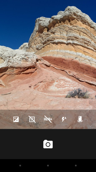 Google Kamera: Die neue App ersetzt die bisherige System-App und bietet unter anderem eine deutlich vergrößerte Auslöser-Schaltfläche.