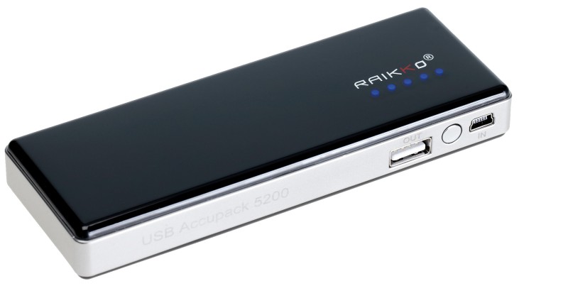 Mobile Powerbank: Das externe USB Accu Pack 5200 von Raikko lädt ein Smartphone etwa dreimal auf.