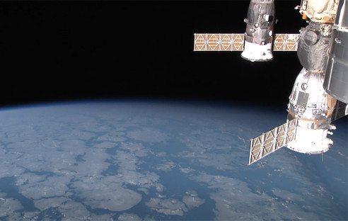 Die NASA überträgt Live-Bilder von der Internationalen Raumstation ISS in HD-Qualität ins Internet. Der Live-Stream zeigt beeindruckende Bilder unserer Erde.