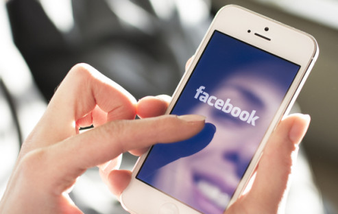 Manchmal ist weniger mehr: Das soziale Netzwerk Facebook räumt derzeit auf und nimmt die Smartphone-Anwendungen Poke und Camera aus dem Apple App Store.