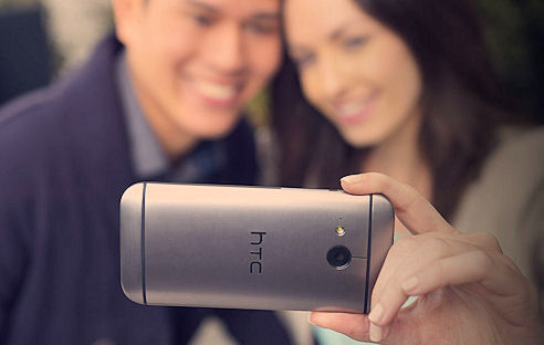 Der taiwanesische Smartphone-Hersteller HTC hat in Deutschland mit dem Verkauf des HTC One Mini 2 begonnen. Das Gerät wird über diverse Mobilfunkanbieter sowie über den freien Fachhandel vertrieben.