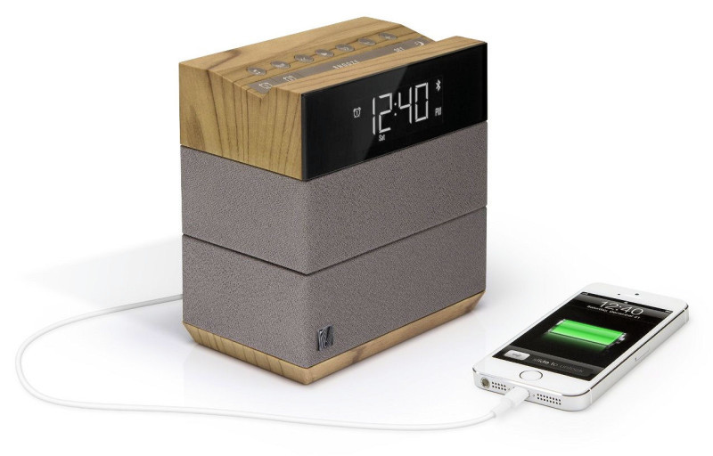 Sound Rise: Der kompakte Soundfreaq-Wecker lässt sich als Bluetooth-Lautsprecher und als Ladestation für Smartphones und andere mobile Geräte verwenden.