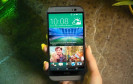 Der Smartphone-Spezialist HTC bringt eine Version seines aktuellen Android-Flaggschiffs HTC One (M8) mit Slots für zwei SIM-Karten nach Deutschland.