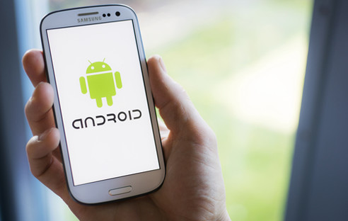 Durch eine Sicherheitslücke in Android können Apps auch ohne entsprechende Berechtigung Anrufe tätigen. Eine Test-App zeigt, ob auch Ihr Smartphone betroffen ist.