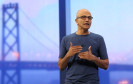 Der neue Microsoft-CEO Satya Nadella hat seine Mitarbeiter auf neue Zeiten eingeschworen. Die Devise: "Mobile first, cloud first" - und mehr Fokus auf die Nutzererfahrung legen.