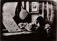 Louis Jacques Mandé Daguerre (18. November 1787 - 10. Juli 1851) ist der Erfinder des ersten kommerziellen fotografischen Verfahrens. Er arbeitete gemeinsam mit Joseph Nicéphore Nièpce und dessen Sohn an der Fixierung von Bildern.