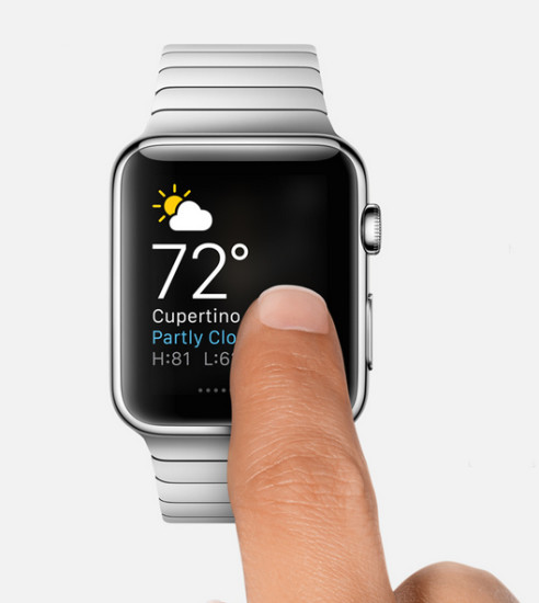 Apple Watch: Bedienen lässt sich die Smartwatch über die Krone und das Display, das Touch- und Wischgesten erlaubt. Außerdem signalisiert die Uhr über bestimmte Vibrationen dem Nutzer ein Feedback. 
