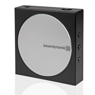 Beyerdynamic A200p: Der 300 Euro teure Kopfhörer-Verstärker ist baugleich mit dem Modell AK10 vom Hersteller Astell & Kern.