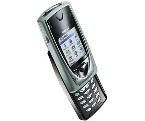 Das Nokia 7650 war das erste Multimedia-Mobiltelefon mit integrierter Digitalkamera. Mit dieser war es möglich, Fotos mit einer Auflösung von maximal 640 x 480 Pixeln aufzunehmen.