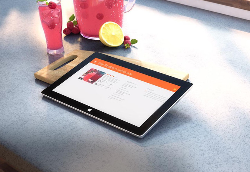 Drittes Quartal 2014: Microsoft erwirtschaftete mit seinen Surface-Tablets 908 Millionen Euro.