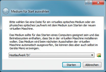 Betriebssystem installieren: Belassen Sie die Auswahl bei „Hostlaufwerk“, um von DVD zu installieren. Wenn Sie eine ISO-Datei auswählen möchten, klicken Sie rechts daneben auf das gelbe Ordnersymbol.