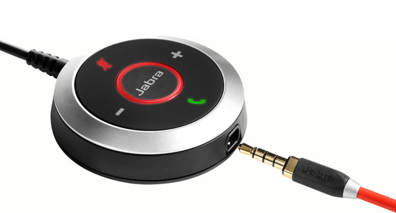 Jabra Controller: Der Inline-Controller erlaubt das Annehmen oder Beenden von Anrufen, Lautstärkeregelung und Stummschaltung.