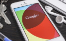 Smartphone mit Google+ Logo