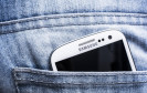 Samsung Smartphone in Hosentasche