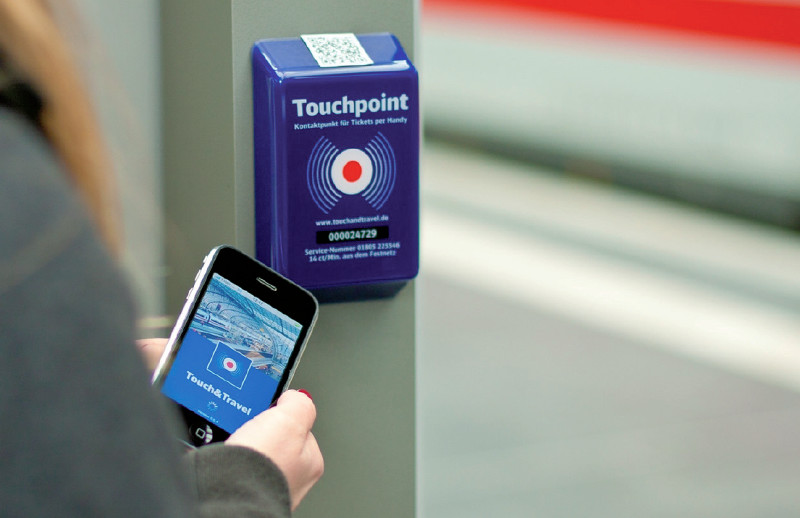 Touch & Travel: Bei der Deutschen Bahn ersetzt das Handy dank NFC die Fahrkarte.