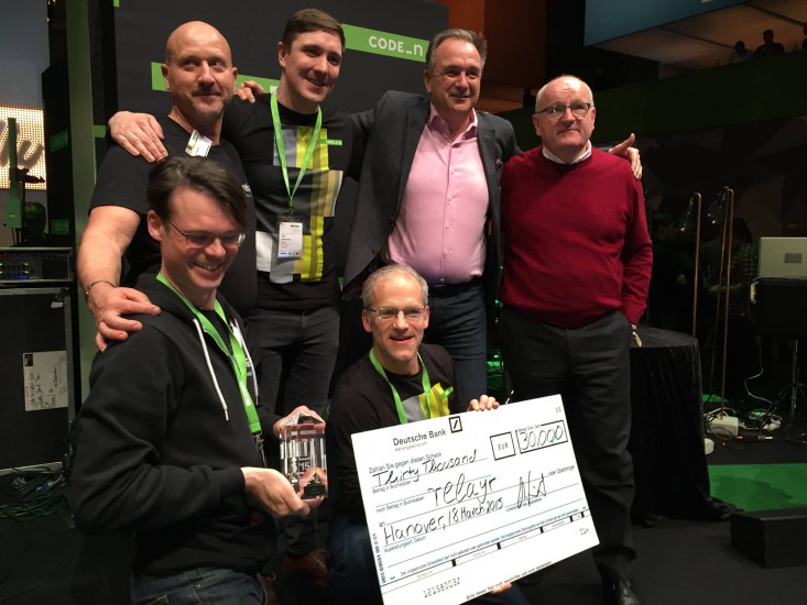 CODE_n‬ Award 2015: Das Berliner Start-up relayr gewann den mit 30.000 Euro dotierten CODE_n Award.