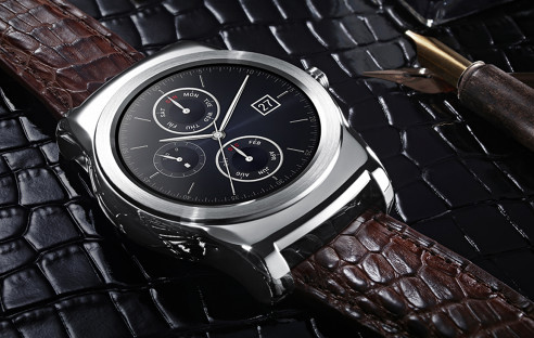 Edle Smartwatch mit Leder-Armband