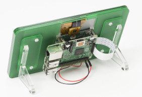 Raspberry Pi mit Display und Gehäuse-Kit