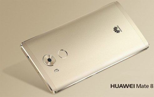Das Huawei Mate 8 in gold