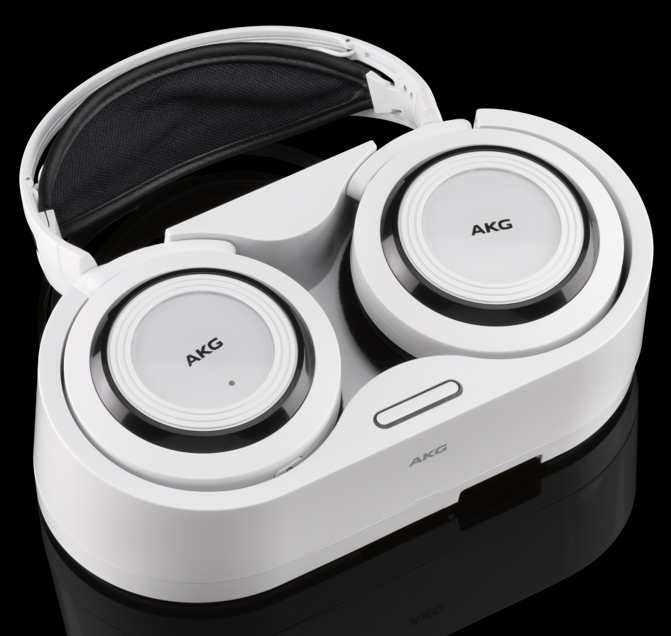 AKG K935: Kabelloser Kopfhörer ohne Bluetooth 