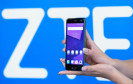 ZTE-Logo mit Smartphone